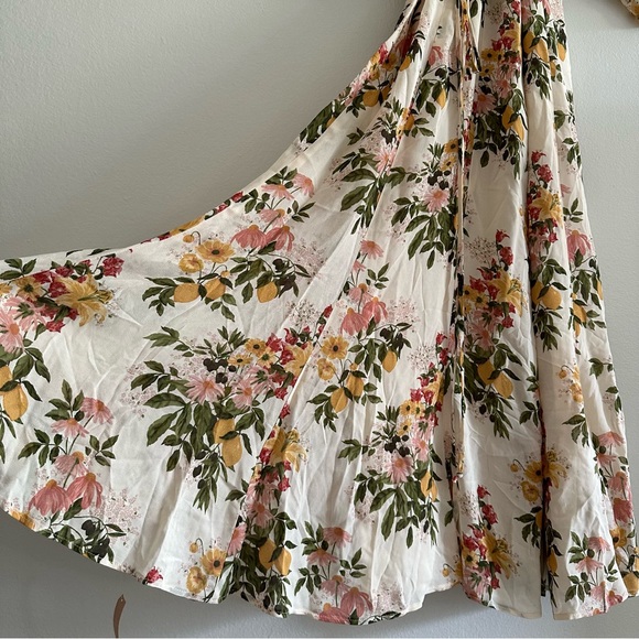 New Reformation Karen Milo Dress Floral Wrap M - Picture 12 of 13